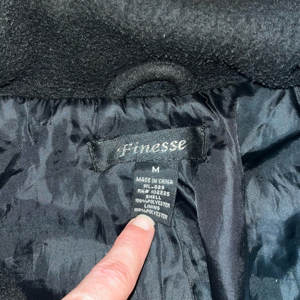 Blazer - Picture 2 of 2